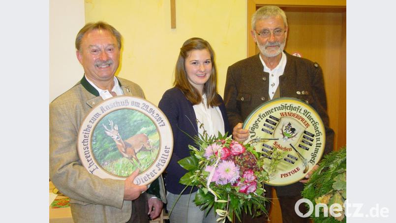 &quot;Je nach dem Nahrungsangebot erstreckt sich ein Wolfsrevier auf bis zu 350 Quadratkilometer.&quot; Zitat: Johanna Zintl