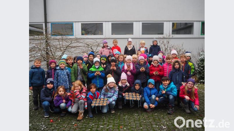 Die Erstklässler haben sich mit Feuereifer in das Projekt gestürzt. 	Bild: jpl