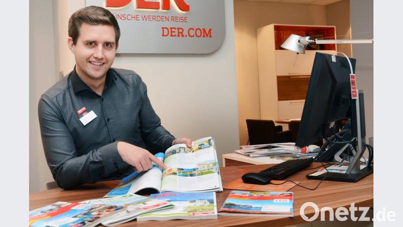 Christoph Thanner vom Weidener DER-Reisebüro verrät die Top-Reiseziele für 2018. 	Bild: gsb