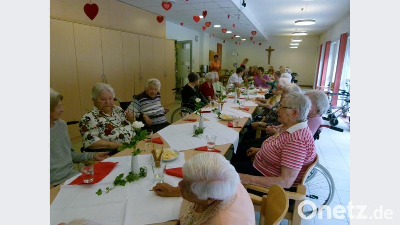 Feierrunde im BRK-Seniorenheim