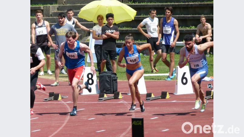 Katrin Fehm (Mitte) startete über die 100 Meter bei den Männern und wäre - sie lief außer Konkurrenz - von der Zeit mit 11,48 Sekunden 32. geworden in einem 67-köpfigen Feld. Der Männersieger, Aleksandar Askovic aus Augsburg, benötigte 10,58 Sekunden. 	Bild: ulg