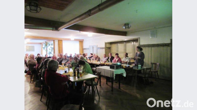 Details zum Ablauf und zum Programm des 3. Kemnather Bauernmarktes  wurden beim Fierantentreffen im Gasthaus Kormann besprochen.