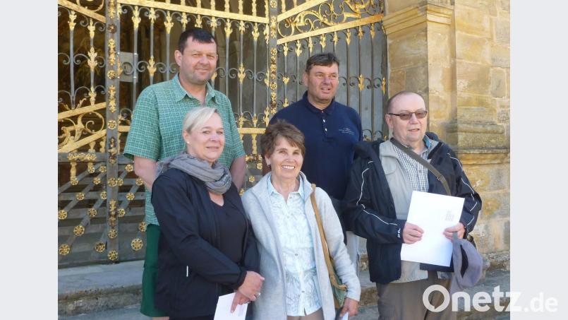 Diese Wallfahrer erhielten Ehrungen für langjährige Teilnahme.	Bild: exb