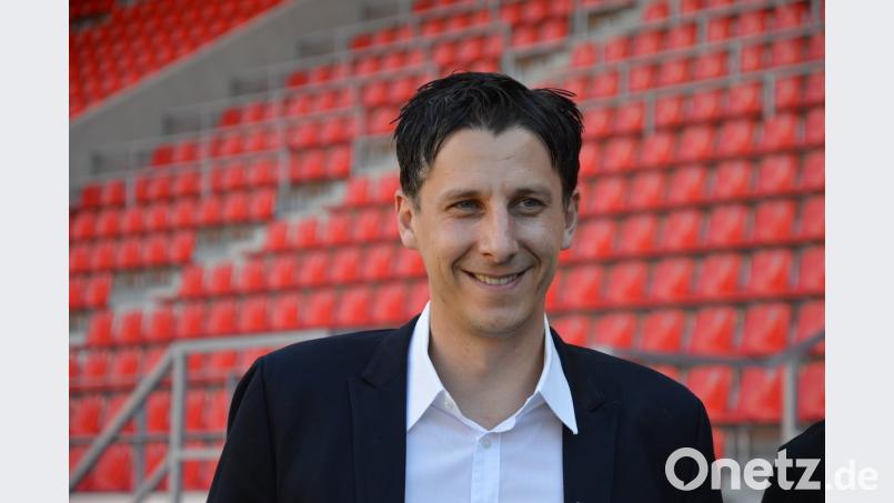 Geschäftsführer Christian Keller verlängert beim SSV Jahn Regensburg. Fabian Leeb