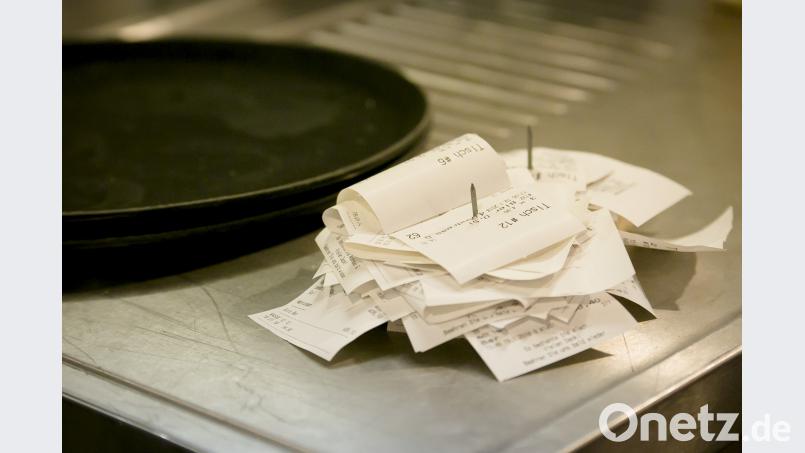 &lt;p&gt;Die Gewerkschaft Nahrung-Genuss-Gastst&amp;auml;tten beklagt, dass Kontrollen in Gastst&amp;auml;tten immer noch Verst&amp;ouml;&amp;szlig;e gegen das Mindestlohngesetz aufdecken.&lt;/p&gt;
 exb