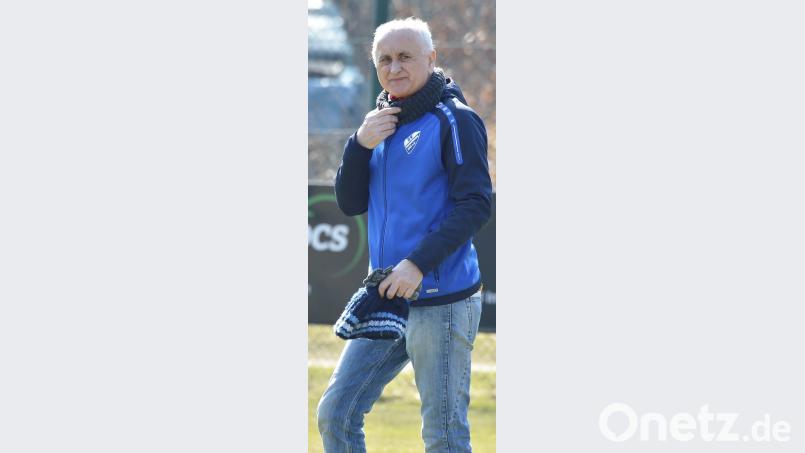 Gebhard Hauer, der Trainer des SV Freudenberg, hat nicht alle Spieler zur Verfügung.  	Bild: Ziegler