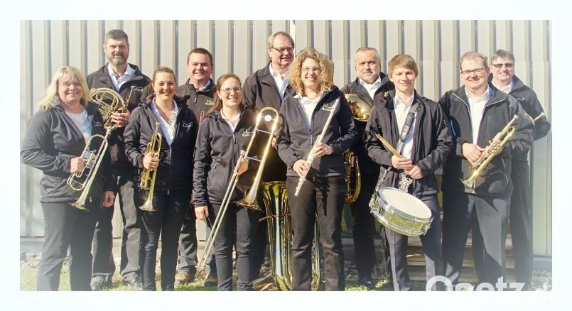 Die Kreuzbergmusikanten Schwandorf treten bei der "Feiertagsmusi" auf. exb