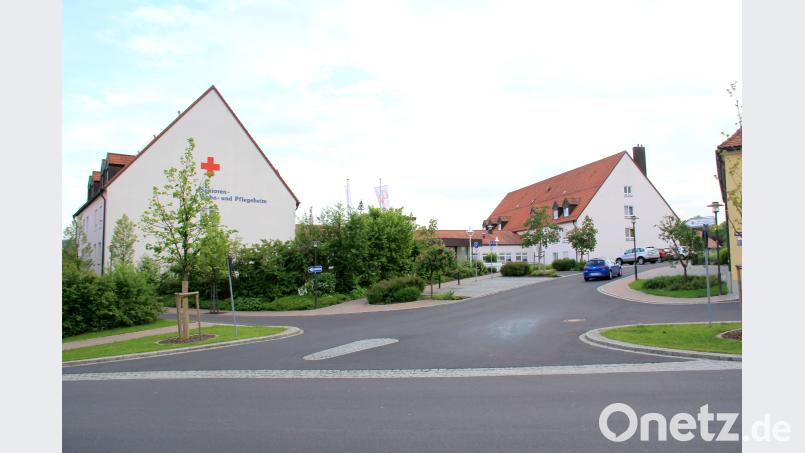 Das BRK-Seniorenwohn- und Pflegeverein feiert sein 65-jähriges Bestehen am St.-Veits-Marktsonntag, am 17. Juni, mit einem "Tag der offenen Tür." Neumann, Jochen [NJN] (<a href=