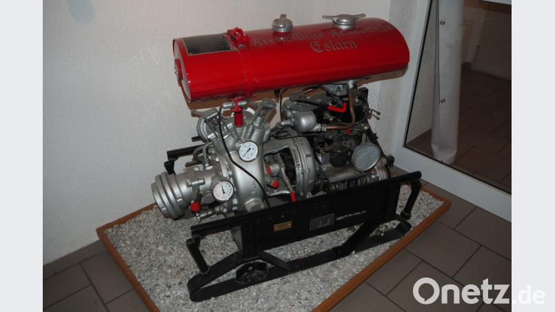 Die 1941 für 4240 Mark neu angeschaffte Motorspritze der Marke &quot;Robel&quot; kam erstmals bei einem Großbrand im Nachbardorf Eisendorf zum Einsatz. (gz)