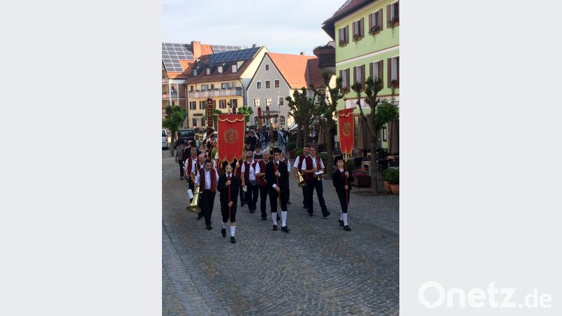 Wallfahrtszug zum Breitenstein Bild: gut