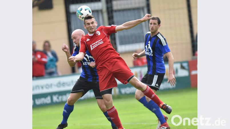 Die SpVgg SV Weiden unterlag im Hinspiel der Fußball-Bayernliga-Relegation mit 1:2 (0:1) beim ASV Vach. Alfred Schwarzmeier