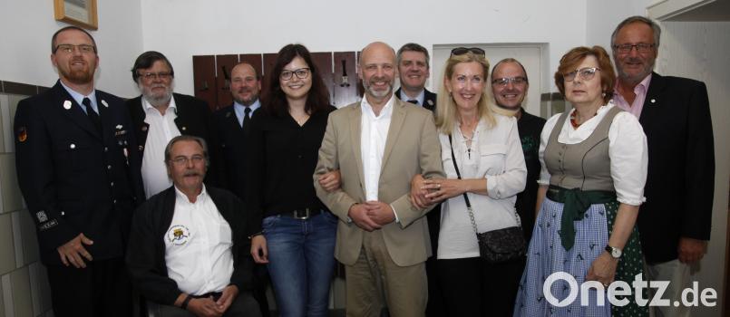 Kurt Mieschala (Mitte) feierte seinen 50. Geburtstag. Hirsch