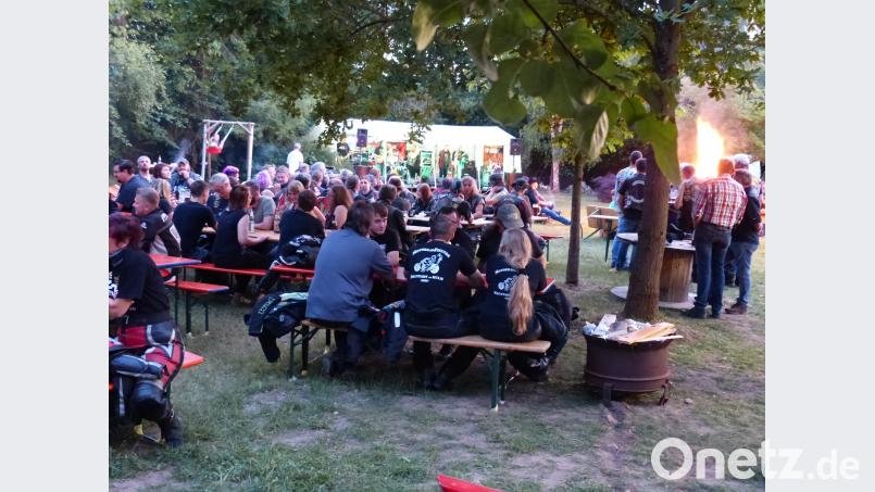 Der lauschige Festplatz war sehr gut besucht. hme