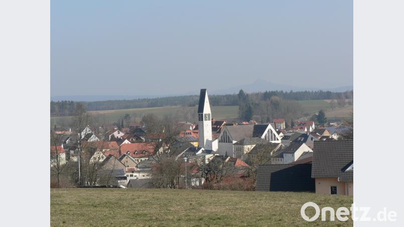 Ob es schnell eine Umgehung für Kirchenthumbach gibt, entscheidet sich demnächst in Regensburg Puhane, Stefan [PUH]