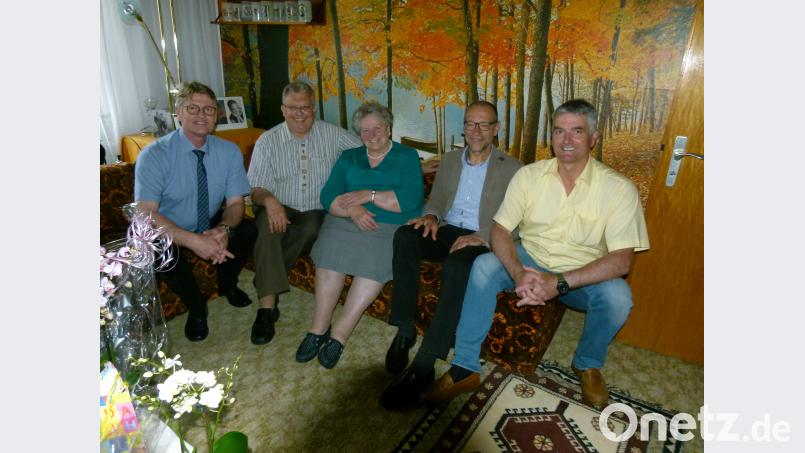-	Von links: Dieter Striegl, Udo Müller, Johanna Striegl, Karl Lorenz, Helmut Striegl. Hermann, Walther [RN]