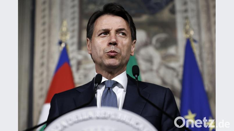 Giuseppe Conte, Universitätsprofessor und Rechtsanwalt, spricht zu Journalisten nach einem Treffen mit Italiens Staatspräsidenten Mattarella. Riccardo Antimiani/ANSA/AP/dpa
