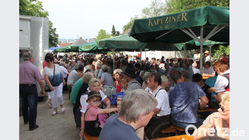 Miesbergkirwa 2018 - Besucher am Sonntag. ral