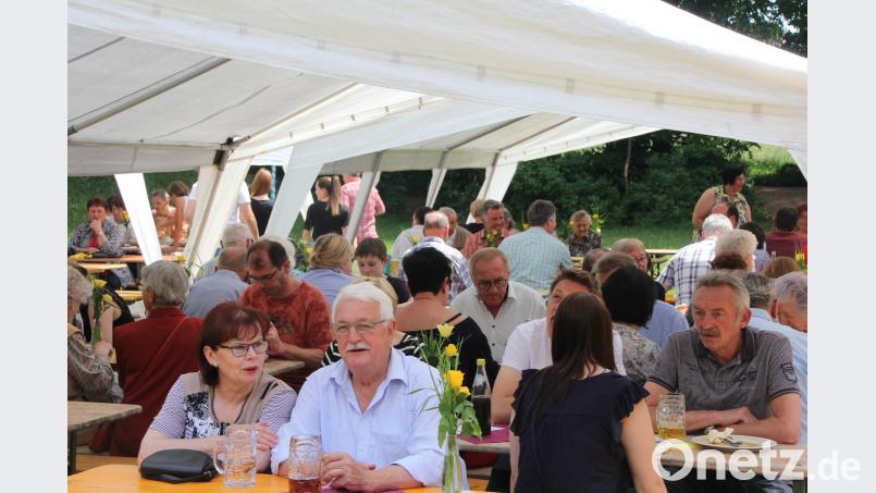 Im Nu waren die Plätze im St. Peter-Garten besetzt. kro