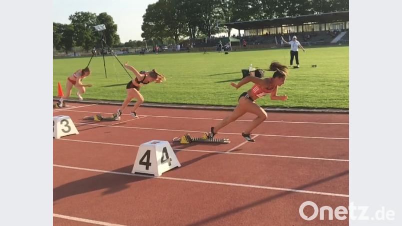 Katrin Fehm (rechts) am Start über die 200 Meter. Beitrag, Externer [EXB] (kontakt@oberpfalznetz.de)