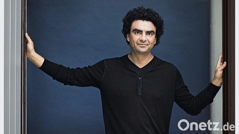 Rolando Villazón hat seinen zweiten Roman veröffentlicht. „Schreiben ist sowohl harte Arbeit als auch ein großer Spaß“, sagt der Startenor und Schriftsteller. Monika Höfler