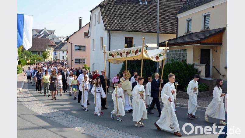 Fronleichnamsprozession in Kirchenthumbach rfü