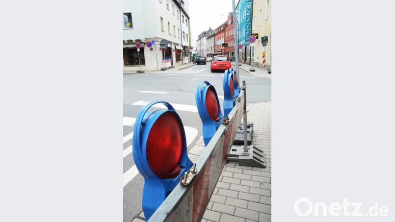 Die Stadtwerke haben die Sperrung an der Kreuzung der Ring- und Goethestraße vorbereitet: Am Montag beginnen die Kanalbauarbeiten. Schönberger, Gabi [gsb]