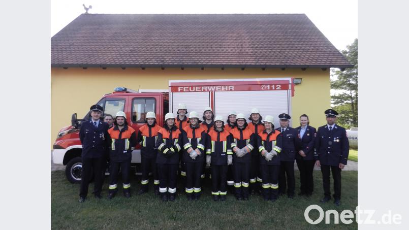 Die 114. und 115. Gruppe der Feuerwehr Tremmersdorf absolviert  die Leistungsprüfung „Die Gruppe im Löscheinsatz“ am neuen Löschfahrzeug. ROD