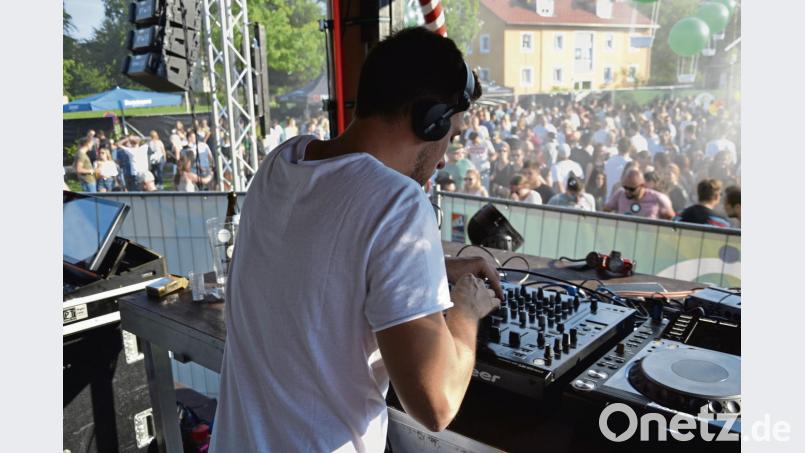 Beim Kindheitstraum-Festival legen DJs auf. Für die Künstlerauswahl erhalten die Oberpfälzer Organisatoren auch Lob von Kollegen anderer Festivals. Würth, Wolfgang