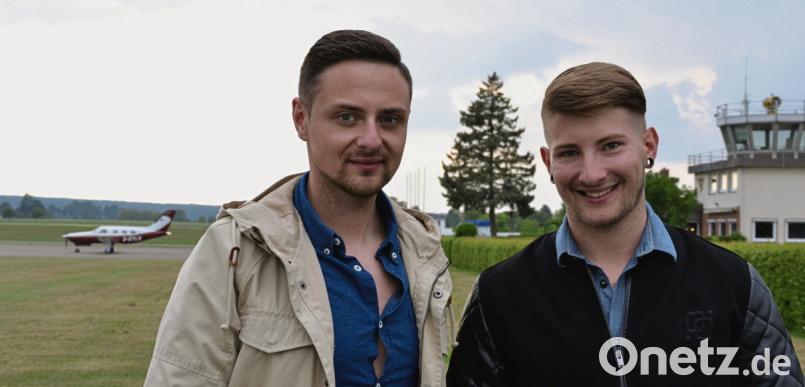 David Lenk und Matthias Küffner (rechts) veranstalten das Kindheitstraum-Festival heuer auf dem Flugplatz bei Speichersdorf Saller, Elisabeth