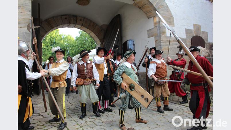 Die Stadtwache leistet beim Einbruch durch das Wingershofer Tor erheblichen Widerstand. Dagmar Williamson