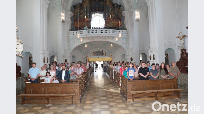 Die Kastler Wallfahrrer füllten die Basilika in Gößweinstein. rpp