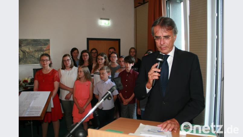 Seine besondere Sympathie zur Oberpfalz bekundete Regierungspräsident Axel Bartelt, der gestand, dass er schon oft in Wiesau gewesen sei. wro