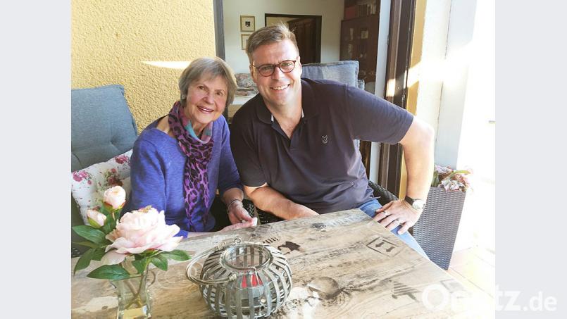 Steffi Achtert ist wieder angekommen: In ihrem neuen Zuhause in der alten Heimatstadt Weiden. Die 80-Jährige fühlt sich im Eleonore-Sindersberger-Heim bestens betreut und auch Sohn Wolfgang weiß seine Mutter hier in besten Händen. Gabi Schönberger