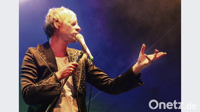 Markus Engelstaedter ist immer auf der Suche nach neuen Projekten. Gemeinsam mit den Nürnberger Symphonikern widmet sich der Sänger ab kommender Woche den Musik-„Heroes“. Holger Stiegler