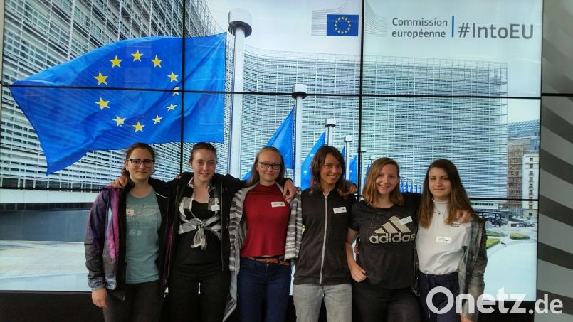 Die Teilnehmer am Erasmus-Projekt stellten ihre Ergebnisse in der Europäischen Kommission vor.	Bild: Madlen Raub/exb Madlen Raub/exb