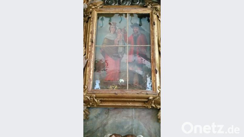 Das Gnadenbild ist das Zentrum des Hauptaltars in der Waldkapelle in Heinersreuth. hzi