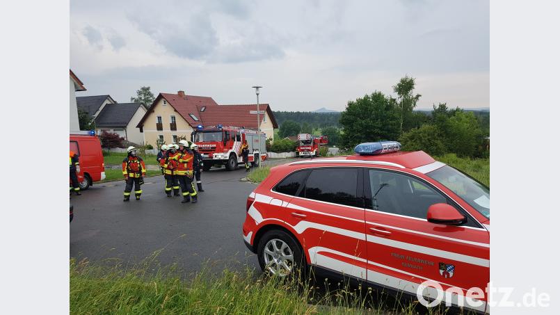 Im Hutweg in Altensteinreuth kommt es am Samstagnachmittag zum Brand eines Stromverteilerkastens im Untergeschoss eines Wohnanwesens. mde