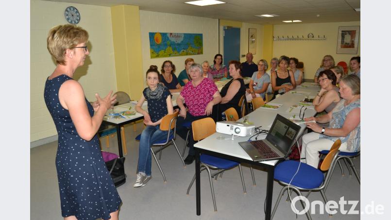Dipl.-Ökotrophologin Ulrike Rauch referierte bei der SHG Histaminintoleranz. hcz