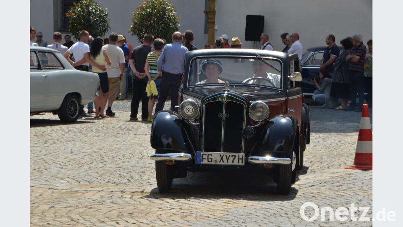 Die Begeisterung für das alte Blech ist nach wie vor riesig und der Oldtimer-Boom scheint längst nicht vorbei. dob