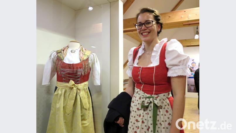 Die Ausstellung &quot;Tracht im Blick&quot; wurde mit Fördermitteln unterstützt. Laut Stephanie Wischert (im Bild) sind bereits neue Projekte in Planung. rhi