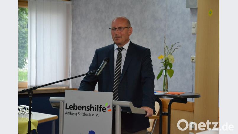 Lebenshilfe-Vorsitzender Eduard Freisinger bei der Mitgliederversammlung. Wolfgang Ruppert