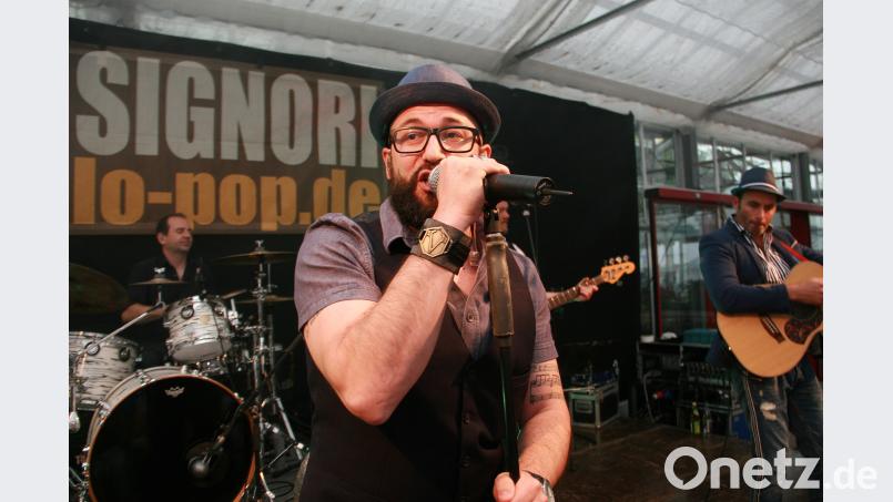 Immer wieder rissen die Protagonisten ihre Fans zu Begeisterungsstürmen hin. Robl, Werner