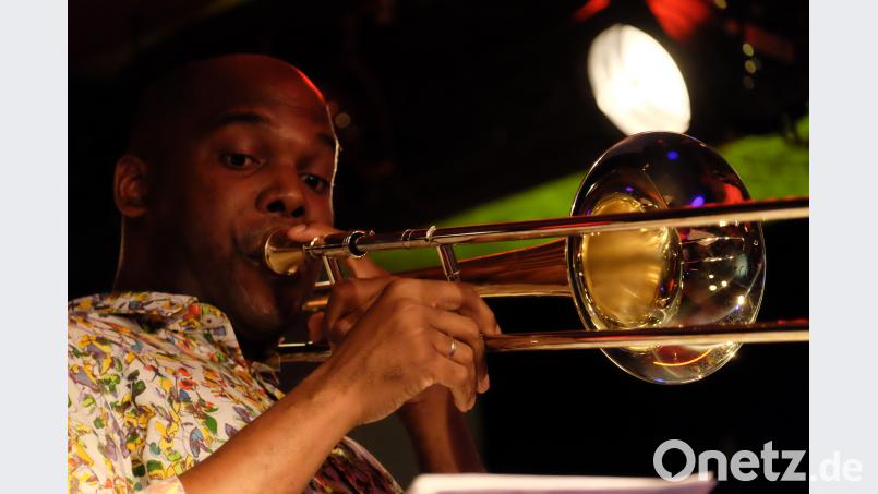 Der kubanische Posaunist Denis Cuni Rodriguez beim Jazz-Zirkel-Weiden Reitz, Louis [LR] (<a href=