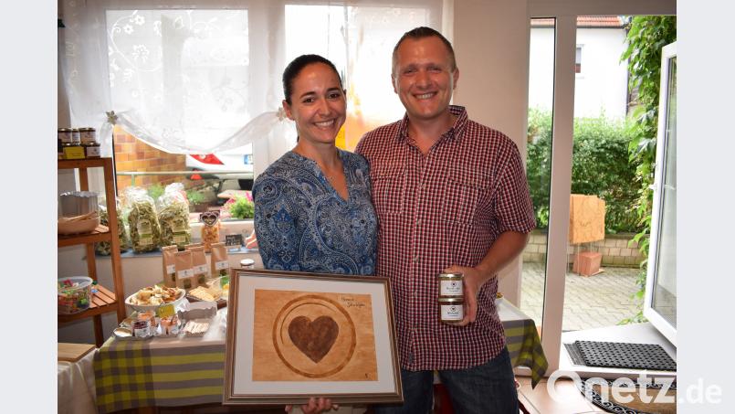 „Wir versuchen mit frischem Kräutergeschmack, würziger Knoblauchnote und der Schärfe von frisch gemahlenen Senf stets Emotionen auf den Teller zu bringen“, erklären Nina und Andi Brunner, die sich freuen, dass ihre Produkte so gut ankommen. wku