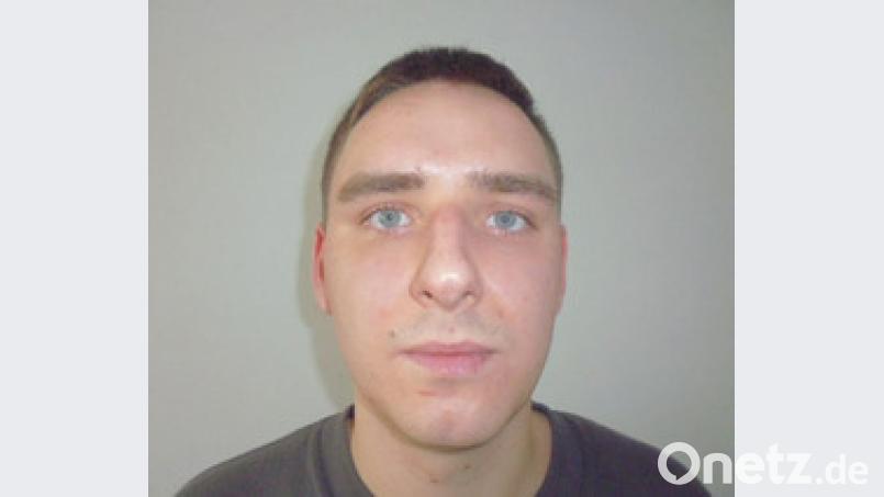 Die Polizei sucht Michael G. Der Sexualstraftäter ist aus dem Bezirksklinikum Mainkofen geflohen. Polizeipräsidium Niederbayern
