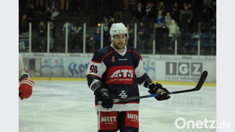 Die Blue Devils Weiden haben den Vertrag mit dem kanadischen Stürmer Matt Abercrombie um ein weiteres Jahr verlängert. Gebert, Rudolf