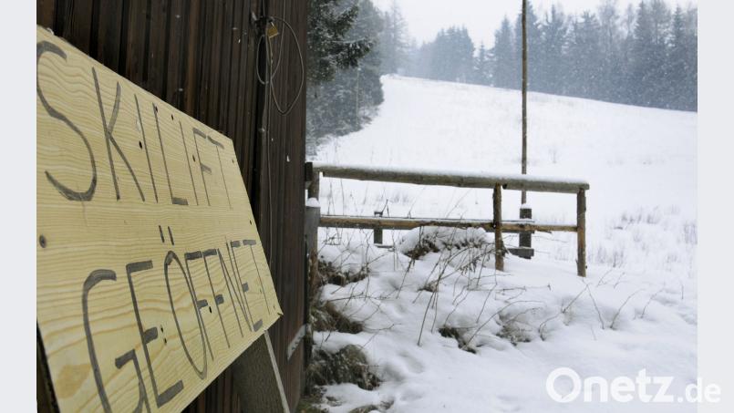 "Skilift geöffnet": Diese Nachricht erhofft sich der Förderverein Skilift Wurmstein durch die Beschneiung künftig häufiger. Petra Hartl