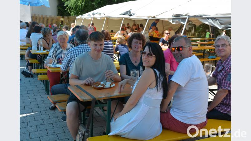 Gut besucht war das Weißwurstfrühstück der Mitterteicher Ministranten. jr