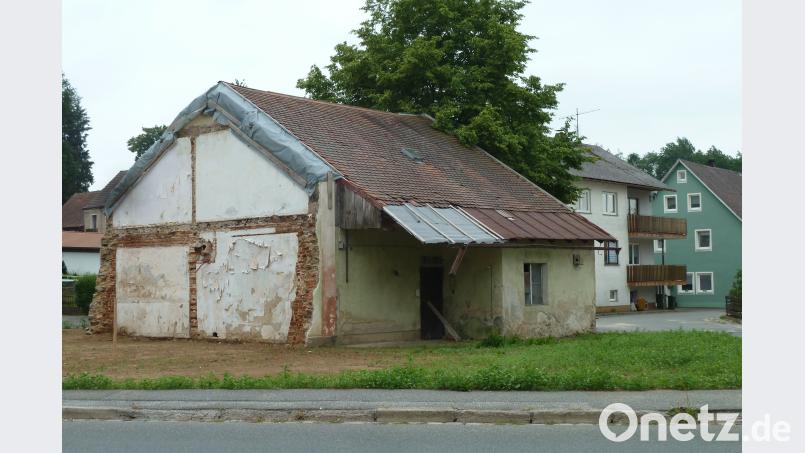 Für das ehemalige Zäch-Gebäude und den Platz an der Weidinger Straße 4 gibt es mehrere Vorschläge. Hier besteht noch Diskussionsbedarf im Stadtrat. ptr