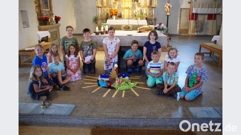 Die Kindergruppe gestaltete den Gottesdienst zum Thema "Schöpfungsgeschichte". exb